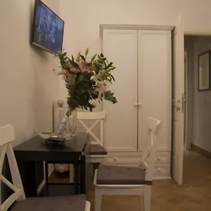 leoncino-36-apartments-in-rome.it-romehotels.com/